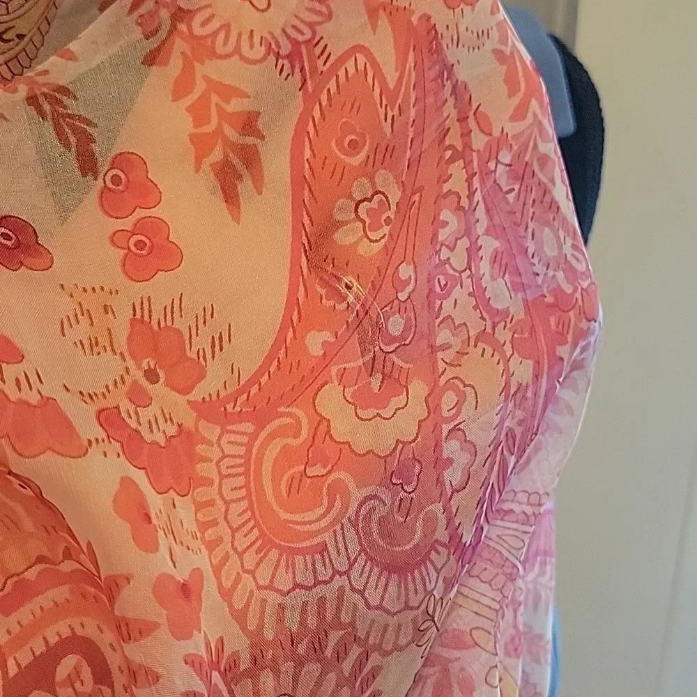 Elegant Pink Leopard Print Scarf